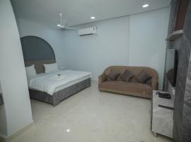 HOTEL LIME WOOD, hotel i Ludhiana