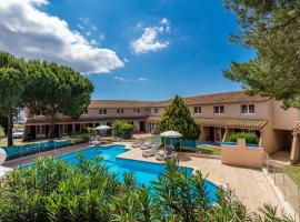 Noemys Aigues-Mortes - Hotel avec piscine, hotel ad Aigues-Mortes