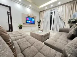 2Br Modern&Specious Centaurus Facing Apartment
