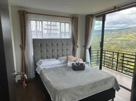 Casa Mirador de la Montaña - Campestre - Villa de Leiva - Moniquira, Hotel in Santa Sofía