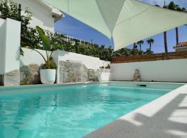 Casa Alma Fuengirola, hotel in Fuengirola