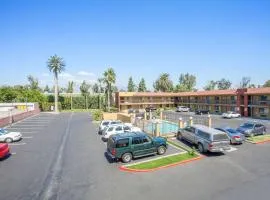 Hotel Seville - Ontario Airport/Chino