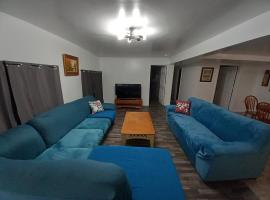 Sleeps 10 - 4BR - 2BA - 2 King 4 Twin - Near - WEC Silver Springs Zipline, ξενοδοχείο σε Οκάλα