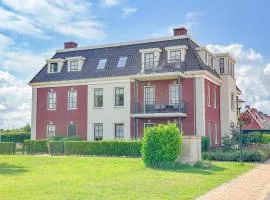 SeaLuxe Residence
