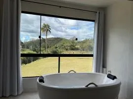 Aconchego Serrano com banheira