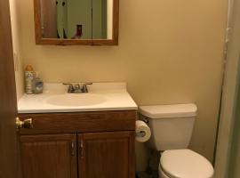 The Killington Chalet 2-Hot Tubs, Sauna, 24 Pair Boot and glove Dryer, hotel a Killington