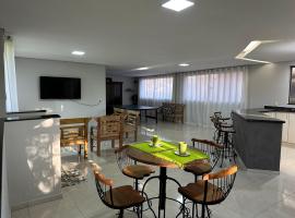 Apartamento confortável e espaçoso, hotel v destinaci São João del Rei