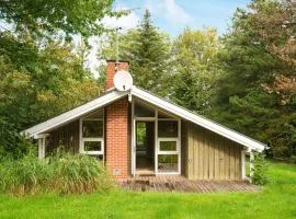 6 person holiday home in Ebeltoft-By Traum