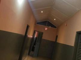 BM Hotel AKWABA, hotel pro pobyt s dom&aacute;c&iacute;mi mazl&iacute;čky v destinaci Kpalim&eacute;