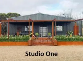 The Rusty Kangaroo - Spectacular Ocean View Premium Couples Retreat