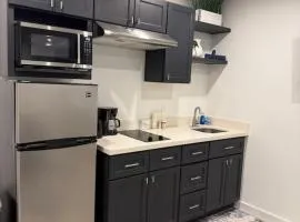 Stylish Studio on Lake Conroe