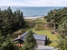 Holiday Home In 1St Row By The Limfjord