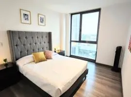 Modern Hi-Rise with Indoor Pool & Hot Tub