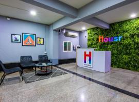 Housr Q City, Hyderabad Gowlidoddy, khách sạn gia đình ở Hyderabad