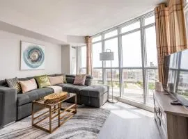 Corner 2 Bedroom 2 Bathroom Condo Balcony Iceboat Terrace Downtown Toronto