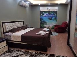 شقة كبيرة مميزة للعائلات -مدخل مستقل, căsuță din Amman