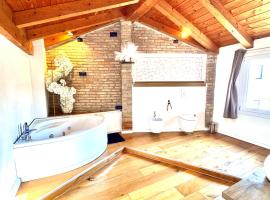 Serenity, villa in Venice