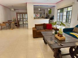 Casa La Perla del Sur Confort y calidez en todos sus espacios, hotell med boblebad i Ticul