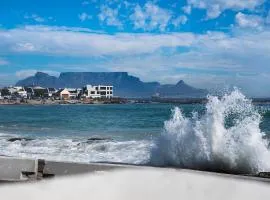 Kleinbaai Cottage on the Sea