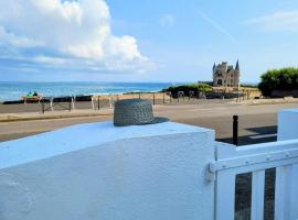 maison face mer vue d'exception, Hotel in Quiberon