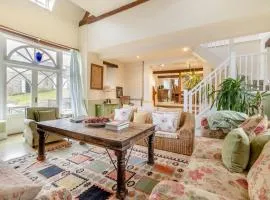 Escape to the Hillis