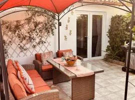 B&B Garden Suite