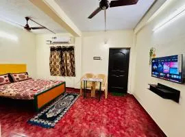 Aravind Guest House
