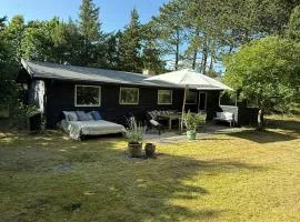Wooden Cottage Near The Beach In Odsherred