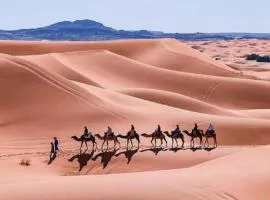 Les Pyramides Luxury desert Camp