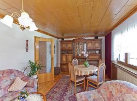 holiday home in the Thuringian Forest with roof, hotel in Bad Liebenstein