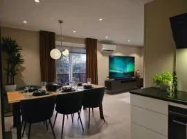 Modern Luxury Villa- Free parking