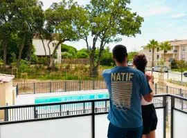 Appartement T2 chambre plus cabine, terrasse vue piscine