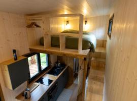 Tiny house &agrave; la ferme, chal&eacute; alpino em Wisembach