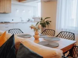 City Center 2BR with Sauna, Walkable spot