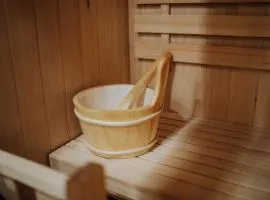 Luxury 2BR Flat Sauna & Living Cathedral Nearby