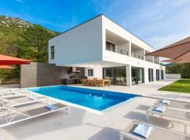 Villa Adria Blue by Villas Holiday