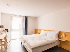 N's Hotel - Self-Check-in Hotel, hotel em Kerzers