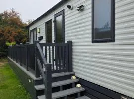 Hawthorn Lodge