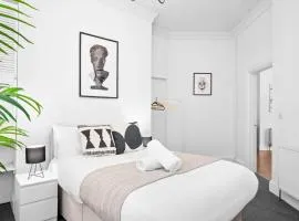 Stylish Apartment - Wolverhampton - Fast WiFi - Free Netflix 7PC