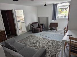 The Old School-Annexe, hotel em Scotlandwell