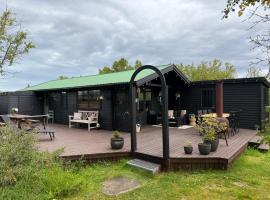 Salmon River Cabin, hotel a Þingeyjarsveit