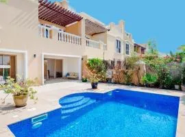 Luxury 5BR Villa with Private Pool & Lagoon Views