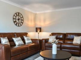 34 Buckthorn Grove, Middlesbrough, TS8 9BF, hotel en Middlesbrough