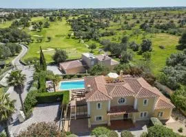 Perfect Golf & Beach Villa for 8 people