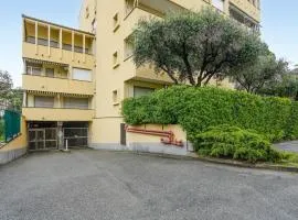 2 Bedroom Lovely Apartment In Lavagna