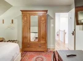 The 200 South St - King Rm 12
