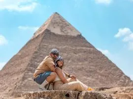 MaKanY Pyramids View