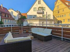 Stadtmitte Apartment im historischen Viertel -100qm Wohnfläche & 30qm Dachterrasse