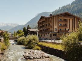 Hotel COSMEA 4 Stars - Your Dolomites experience, hotel with hot tubs in Ortisei