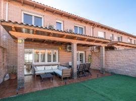 Magnifica casa en Torrejón del Rey, Hotel in Torrejón del Rey